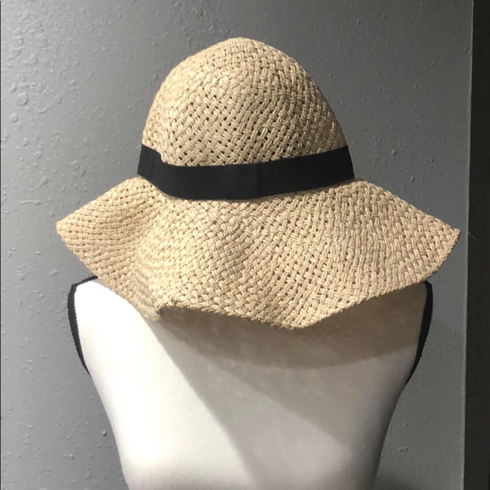 Beach hat